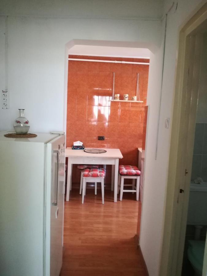 Sara Apartman Târgu-Mureş Eksteriør bilde
